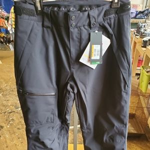 Oakley ski/board pants NWT, Large